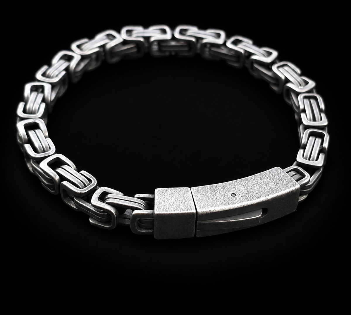 Men’s Stainless Steel Bracelet 21.5 cm – Byzantine Style, Metallic Black
